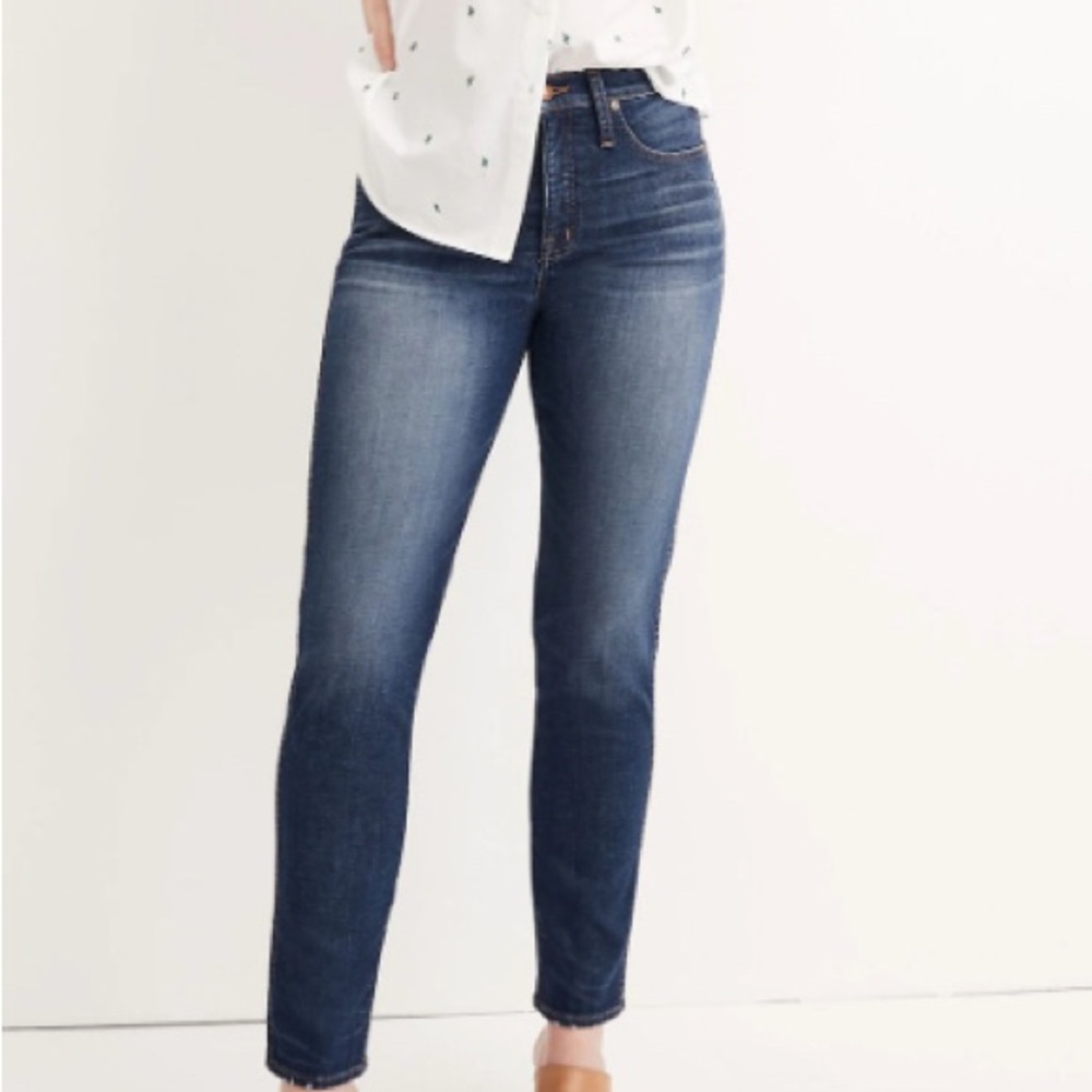Size 28 Madewell Slim Straight Jeans